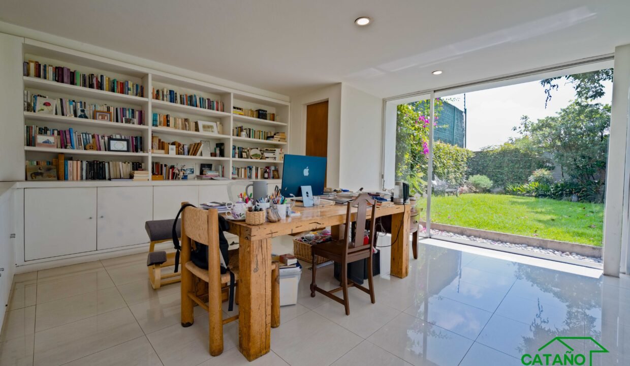4616930-casa-cerro2dosconejos-romerodeterreros-venta-catanobienesraices-13