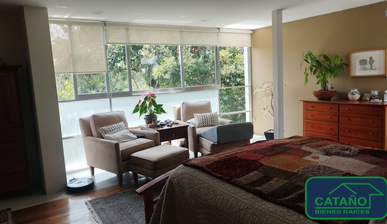 4616930-casa-cerro2dosconejos-romerodeterreros-venta-catanobienesraices-15