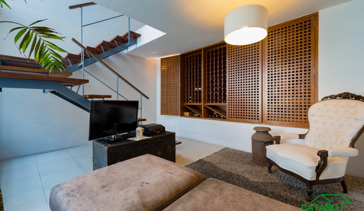 4616930-casa-cerro2dosconejos-romerodeterreros-venta-catanobienesraices-16
