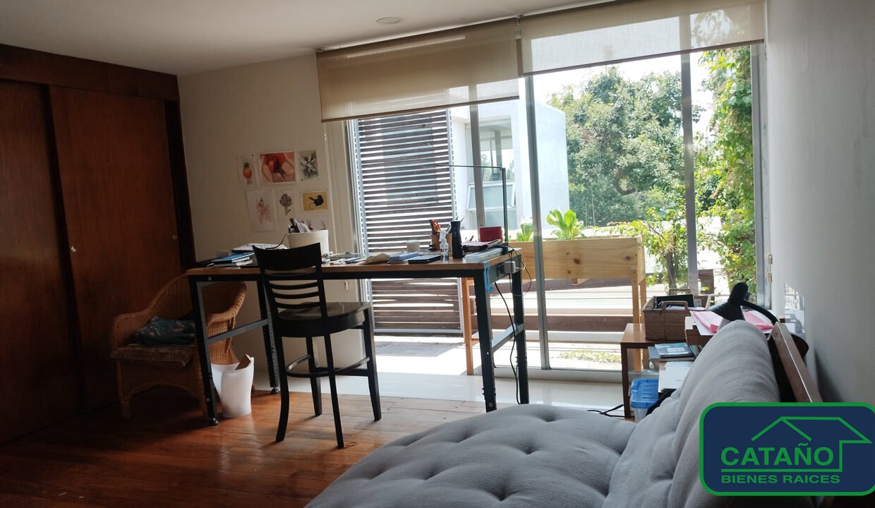 4616930-casa-cerro2dosconejos-romerodeterreros-venta-catanobienesraices-18