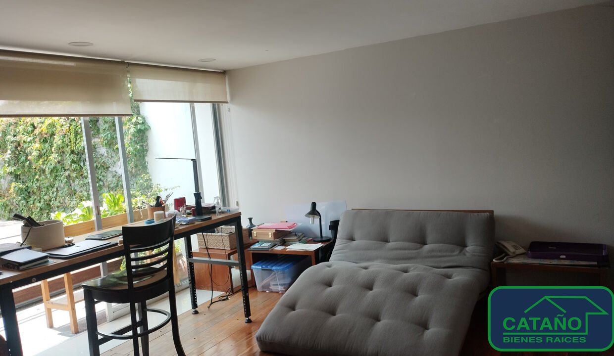 4616930-casa-cerro2dosconejos-romerodeterreros-venta-catanobienesraices-19