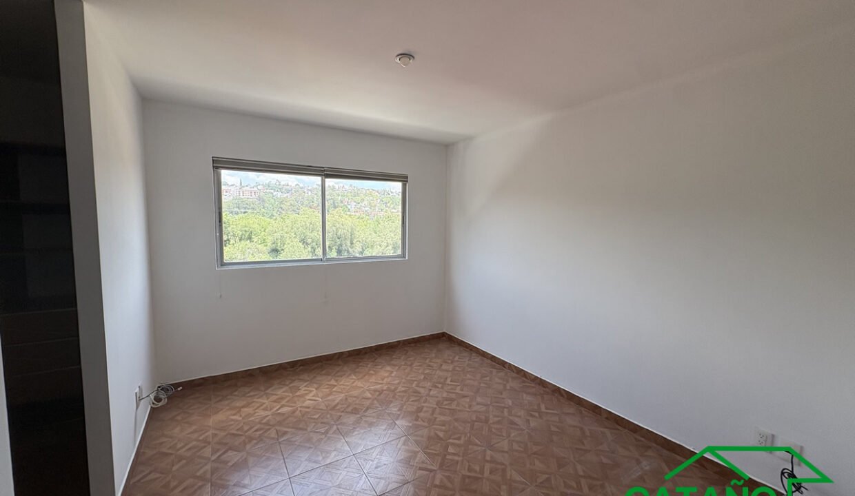 4620348-departamento-tarango-lasaguilas-renta-catanobienesraices-6