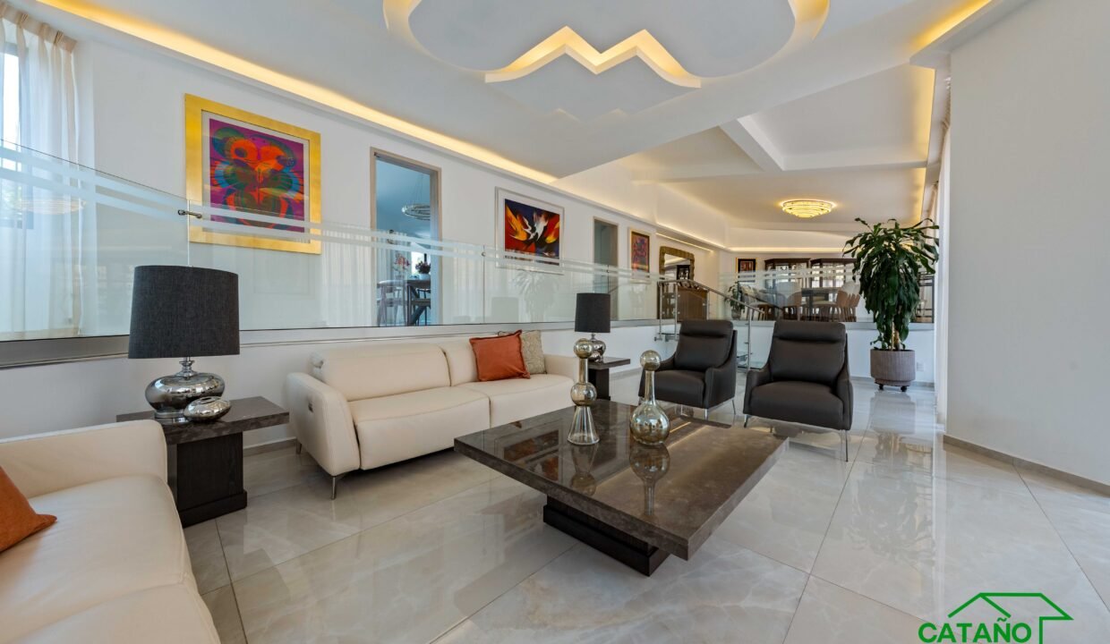 462116-casaencondominio-boulevarddelaluz-jardinesdelpedregal-venta-catanobienesraices-10