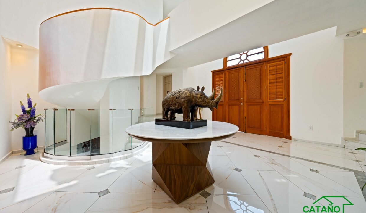 462116-casaencondominio-boulevarddelaluz-jardinesdelpedregal-venta-catanobienesraices-18
