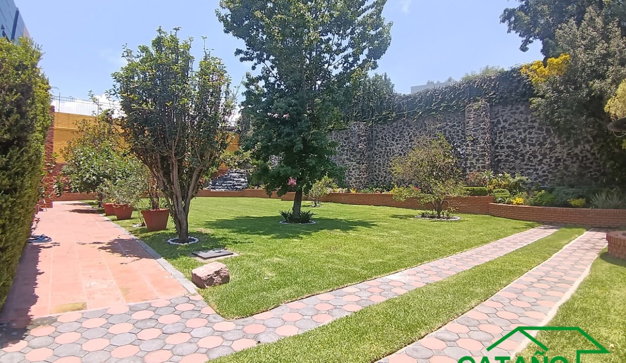 462116-casaencondominio-boulevarddelaluz-jardinesdelpedregal-venta-catanobienesraices-2