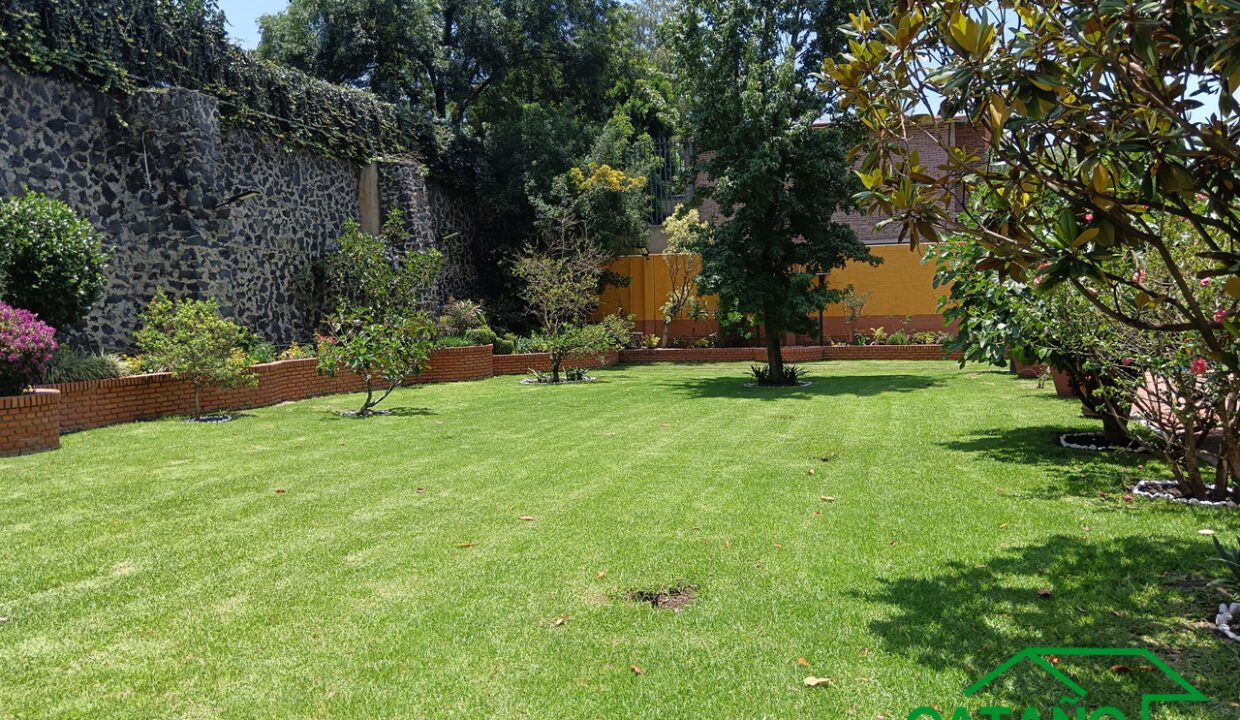 462116-casaencondominio-boulevarddelaluz-jardinesdelpedregal-venta-catanobienesraices-3