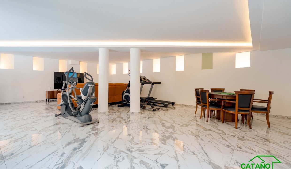 462116-casaencondominio-boulevarddelaluz-jardinesdelpedregal-venta-catanobienesraices-35