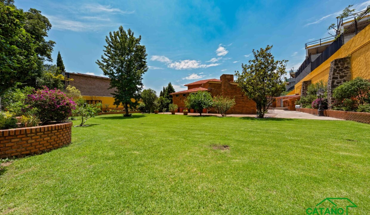 462116-casaencondominio-boulevarddelaluz-jardinesdelpedregal-venta-catanobienesraices-6
