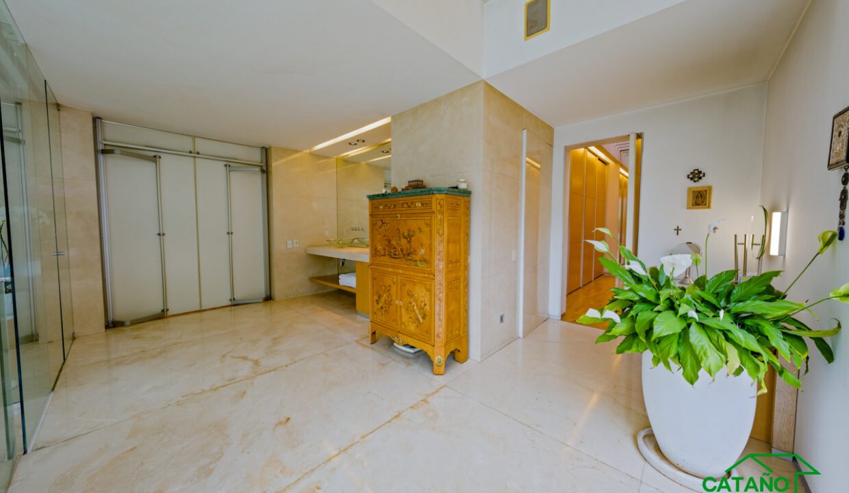 4625414-casaencondominio-reina-sanangel-venta-catanobienesraices-33