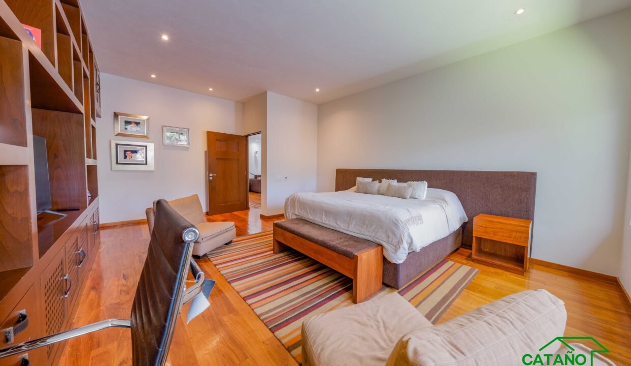 4625817-casaencondominio-barriosanfrancisco-venta-catanobienesraices-29
