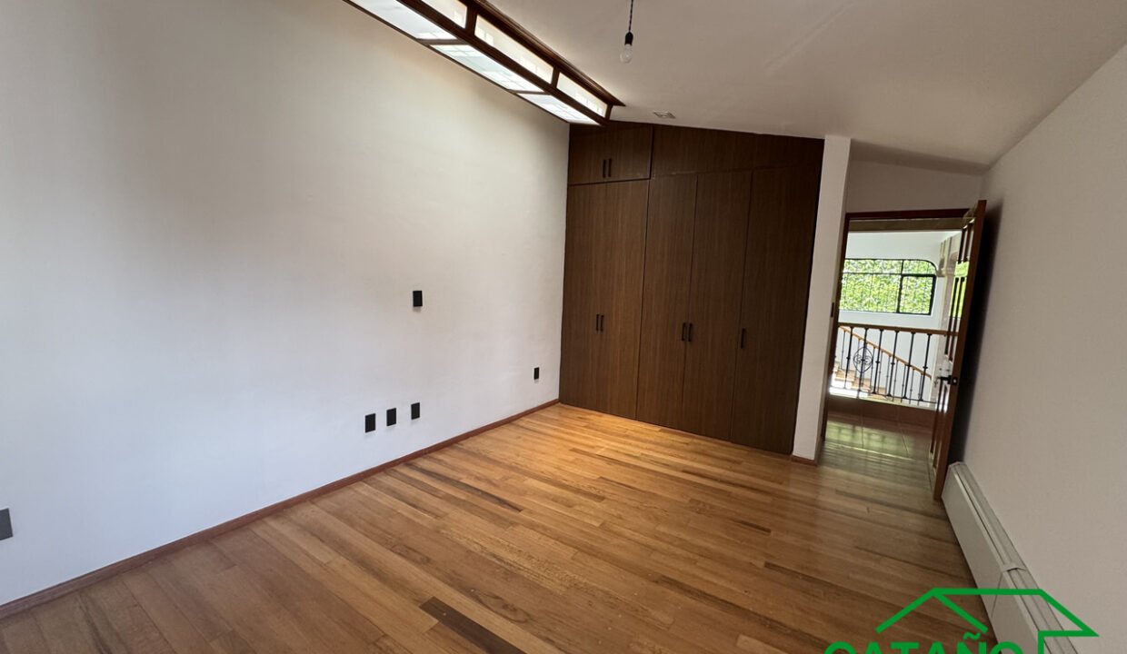 462661-casaencondominio-santiago-sanjeronimo-renta-catanobienesraices-24